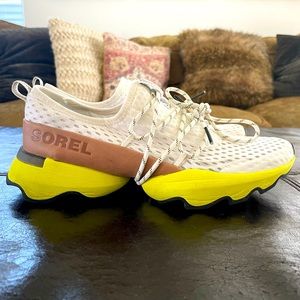 SOREL Kinetic Impact Lace Sneaker | Size 8.5